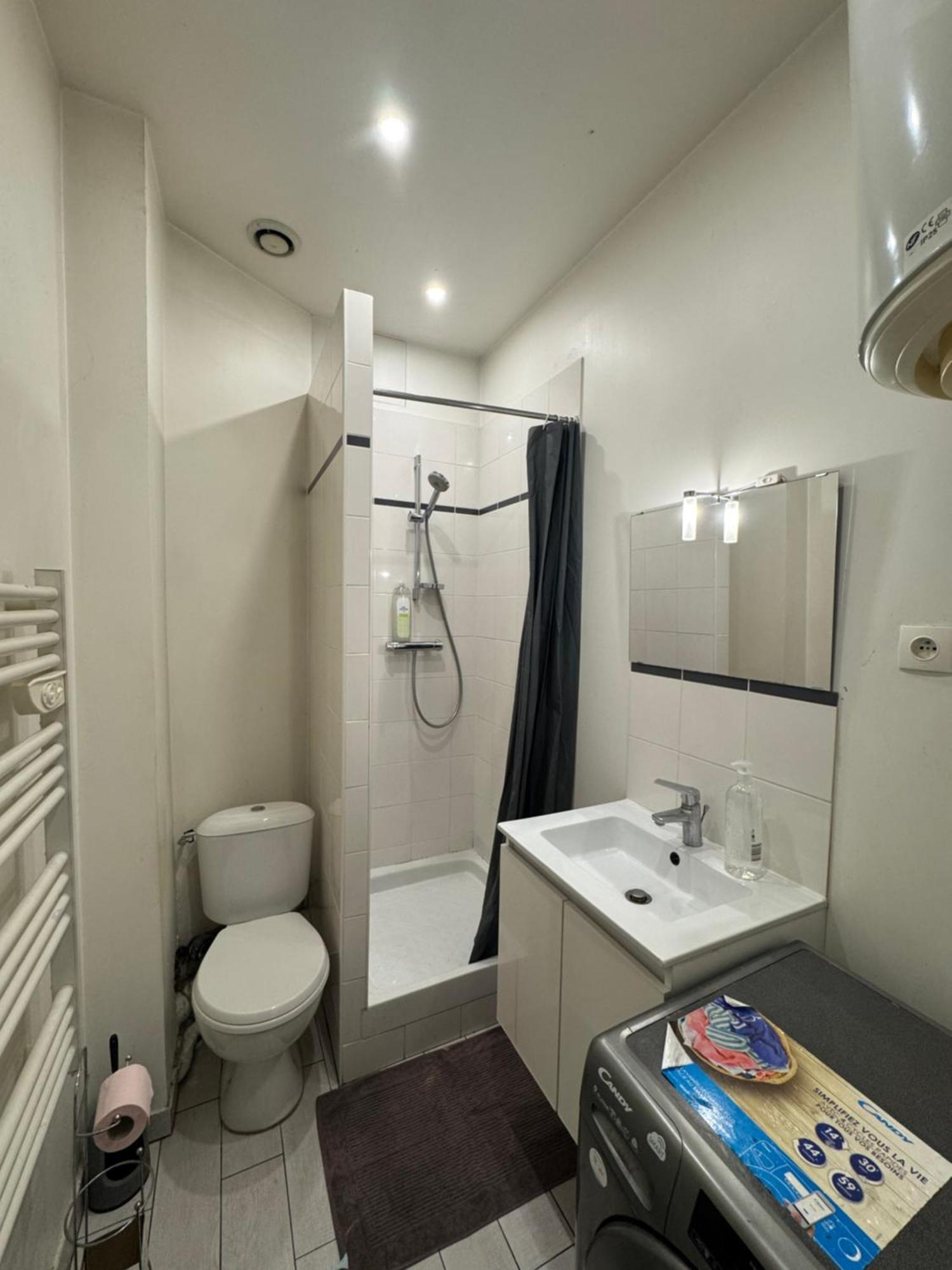 Appartement Proche Centre Ville, Gare Et Autoroute Melun Kültér fotó